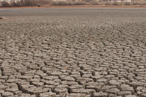 California Drought 2014 Is Critical - Cutting Off Water Supply